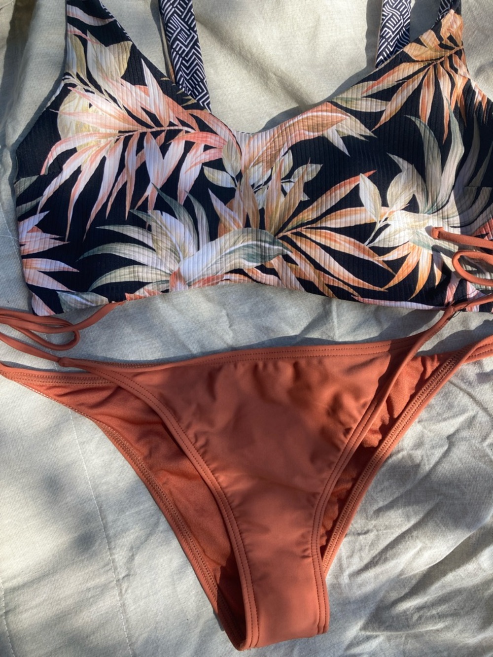 Rip curl Havana rib twist bralette skimpy side tie bikini L